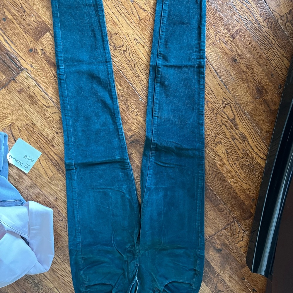 Women's Blue Jeans